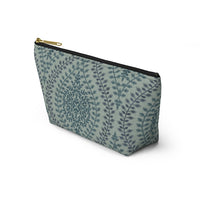 Mumbai Lace Accessory Pouch w T-bottom in Green